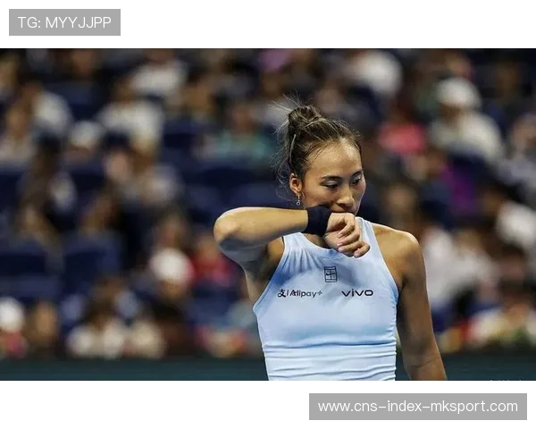 网球巨星公开吐槽餐食太难吃,背后隐藏的运动员真相轻松揭秘 网球巨星公开吐槽餐食太难吃,背后隐藏的运动员真相轻松揭秘