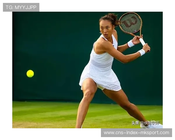 网球天才用奇葩发球方式震惊现场
