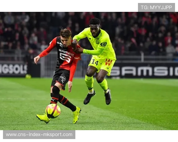 法甲里昂边路速度鲜明，射门机会接踵而至——从战术到生活的速度启示