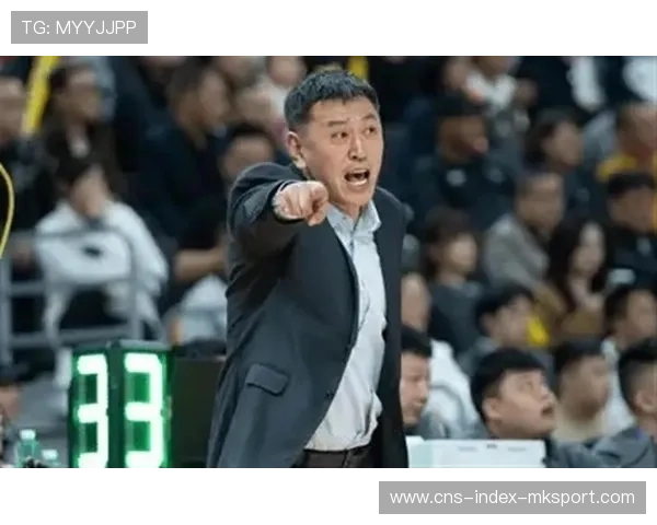 同曦主帅王世龙带队备战，期待新赛季表现