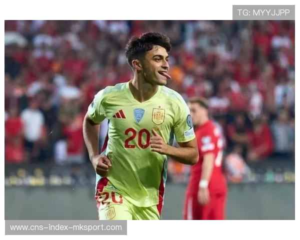 巴萨突袭反击中，佩德里低平球穿透防线