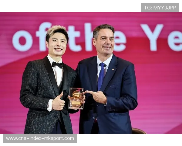 石宇奇包揽年度最佳男子运动员与人气奖